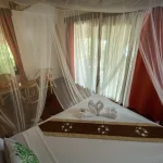 palawan-duplex1-interior-floral-island-resort